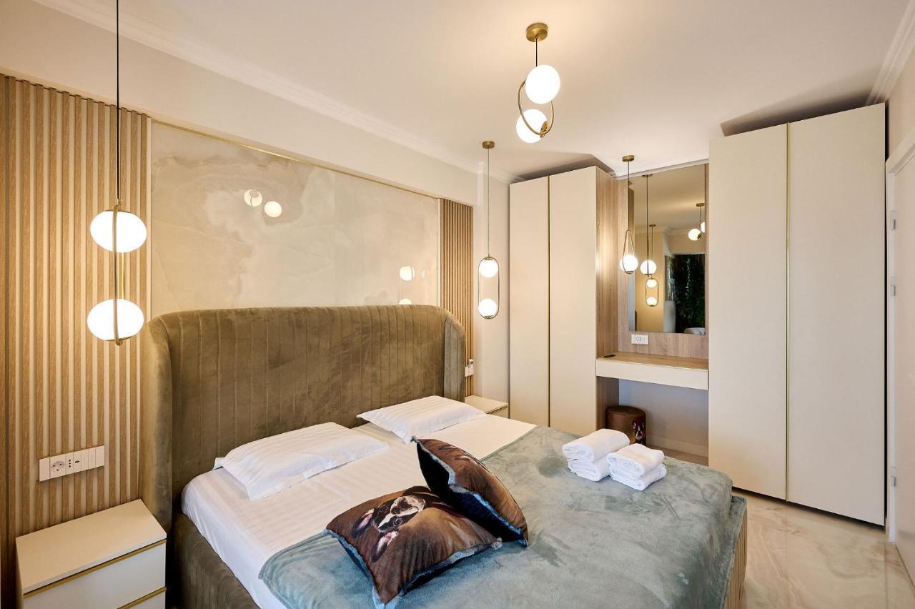 Wave N' Sea Apartment In Infinity Beach Resort - Parking Mamaia Exteriör bild