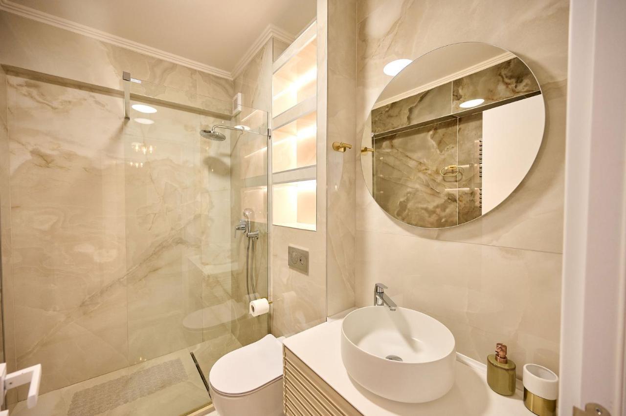 Wave N' Sea Apartment In Infinity Beach Resort - Parking Mamaia Exteriör bild